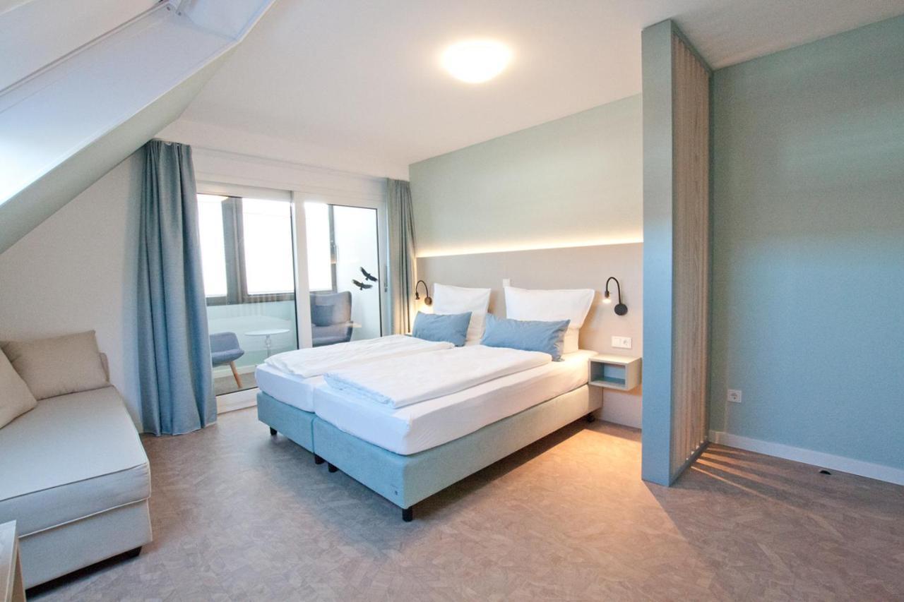 Hotel Garni Goldener Anker Greetsiel Extérieur photo