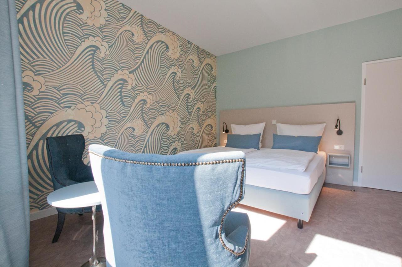 Hotel Garni Goldener Anker Greetsiel Extérieur photo