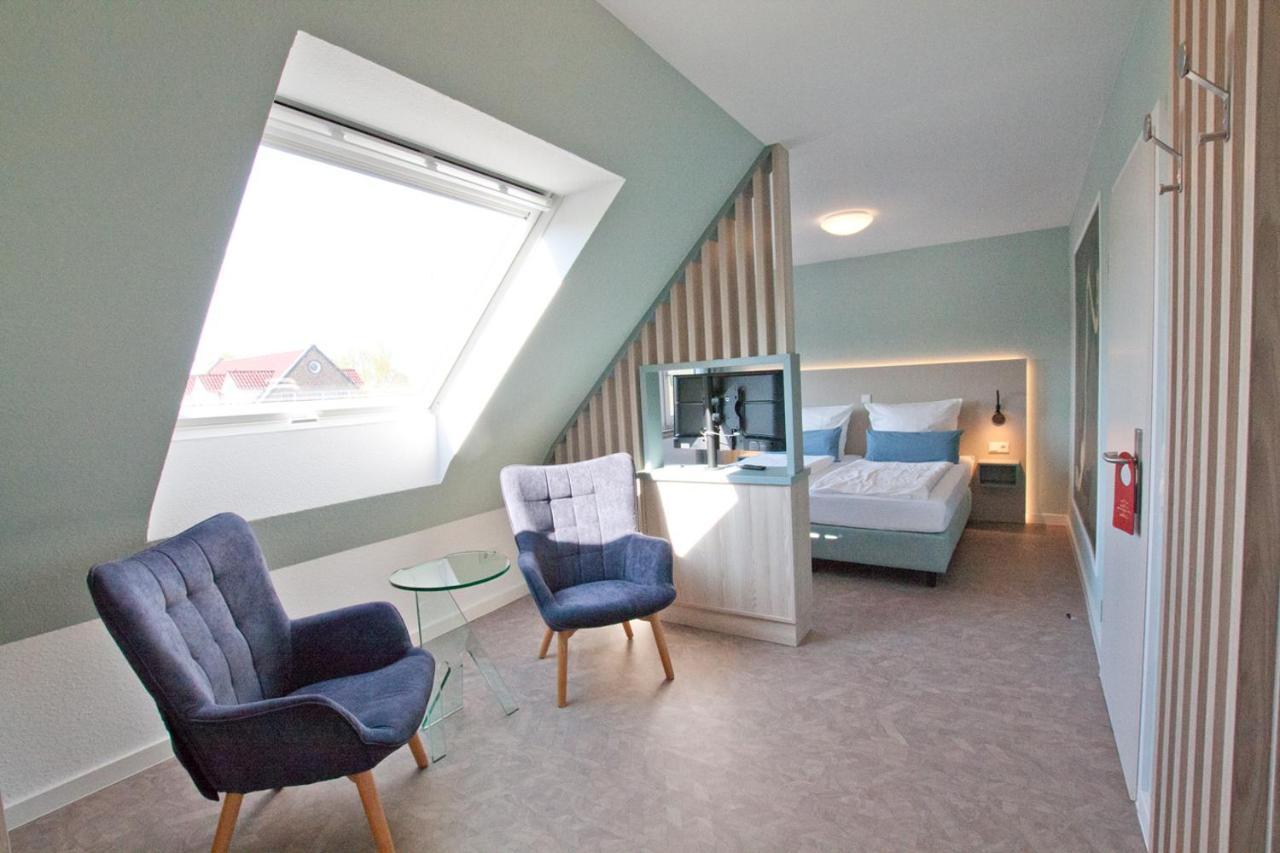 Hotel Garni Goldener Anker Greetsiel Extérieur photo