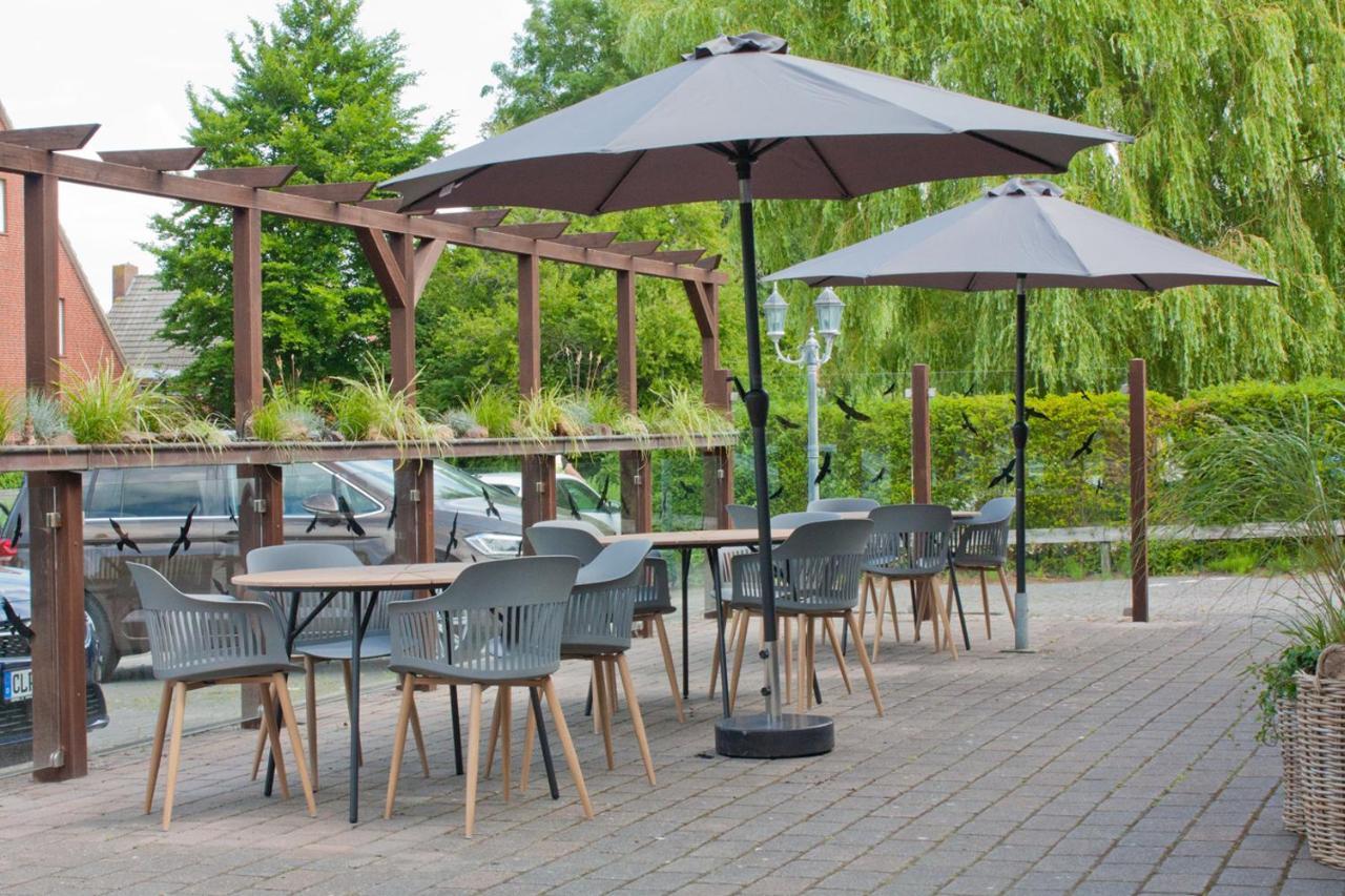 Hotel Garni Goldener Anker Greetsiel Extérieur photo