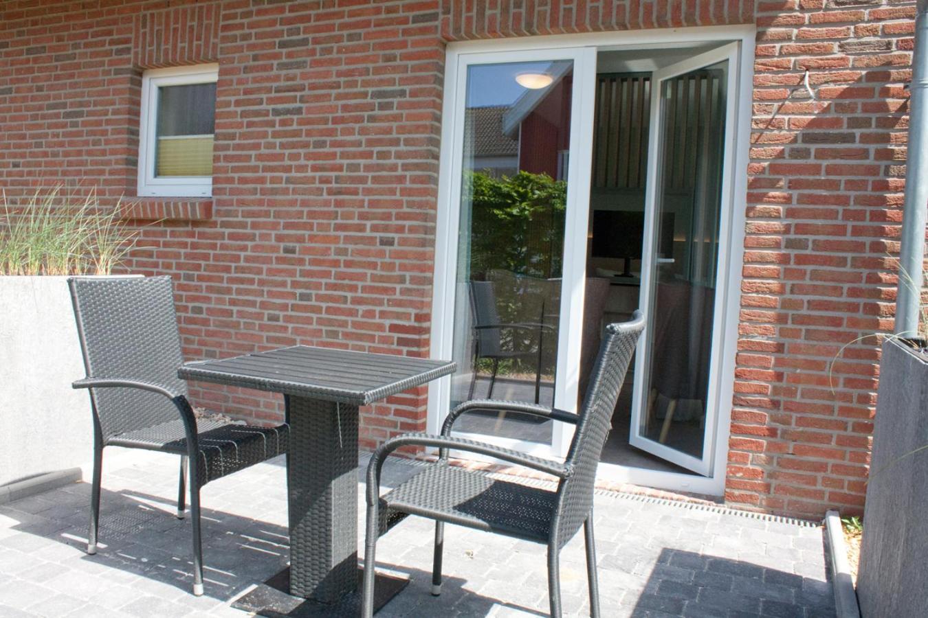Hotel Garni Goldener Anker Greetsiel Extérieur photo
